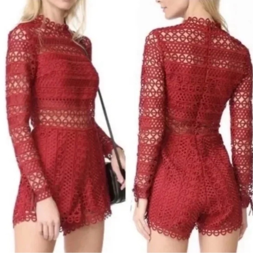 Saylor Neve Lace Woven Playsuit Romper. Size S NWT